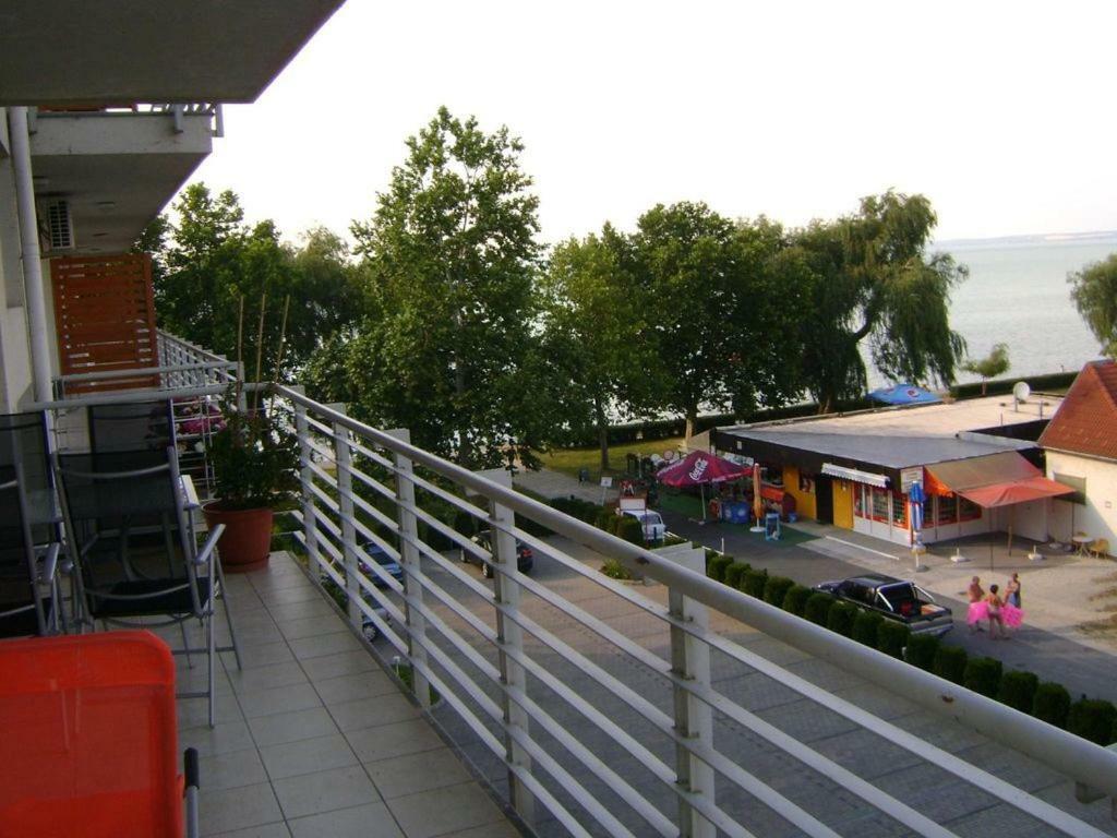 Amanda Apartman Siofok Exterior photo